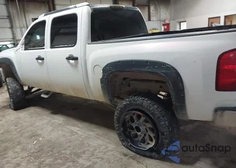 2007 Chevrolet Silverado 1500 Ltz z USA, uszkodzony, nr VIN 2GCEK13M371501760